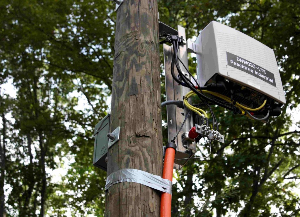 Small cell deployment